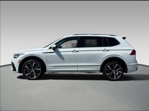 Pearl White 2024 Volkswagen Tiguan 2.0T SEL R-Line 4MOTION