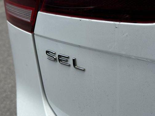 Pearl White 2024 Volkswagen Tiguan 2.0T SEL R-Line 4MOTION