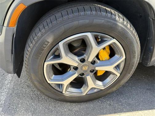 2022 Rivian R1S Launch Edition