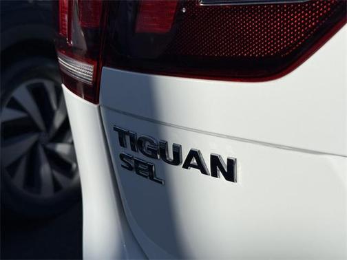 2020 Volkswagen Tiguan 2.0T SEL R-Line 4MOTION