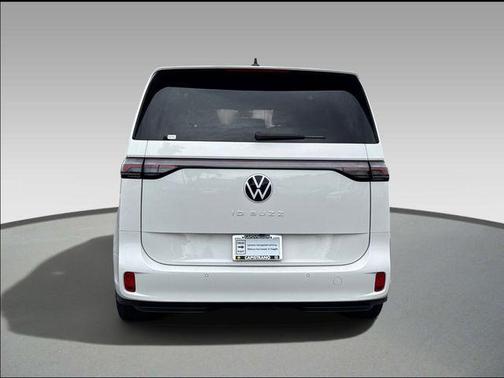 Candy White 2025 Volkswagen ID. Buzz Pro S