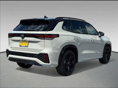2025 Volkswagen Tiguan 2.0T SE R-Line Black