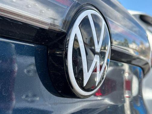 Blue Metallic 2023 Volkswagen ID.4 Pro