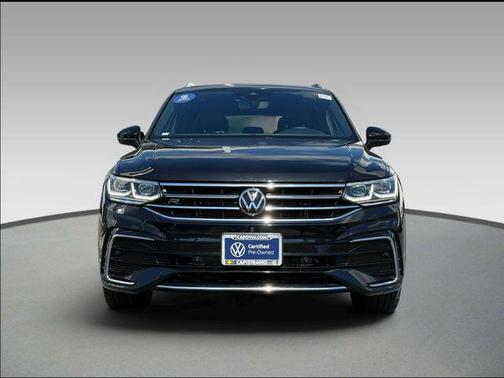 Deep Black 2022 Volkswagen Tiguan 2.0T SEL R-Line 4MOTION