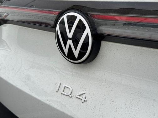 Pure White 2024 Volkswagen ID.4 Standard