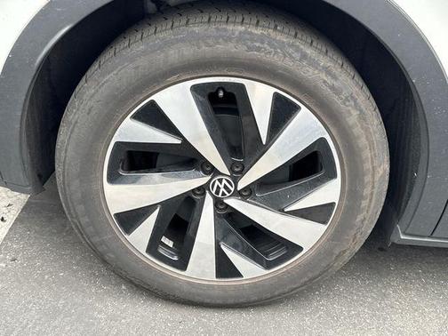 Pure White 2024 Volkswagen ID.4 Standard