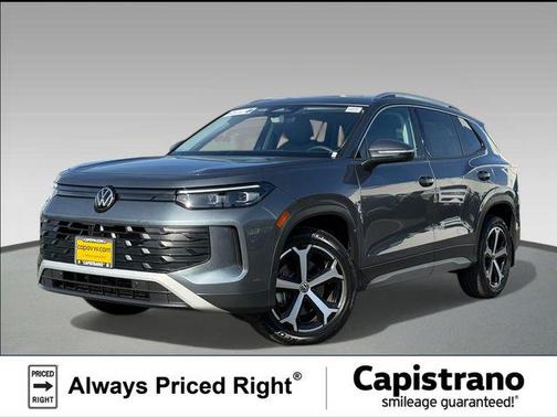 Platinum Gray 2025 Volkswagen Tiguan 2.0T SE 4MOTION