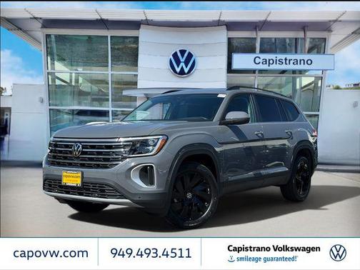 Pure Gray 2026 Volkswagen Atlas 2.0T SE w/Technology 4MOTION