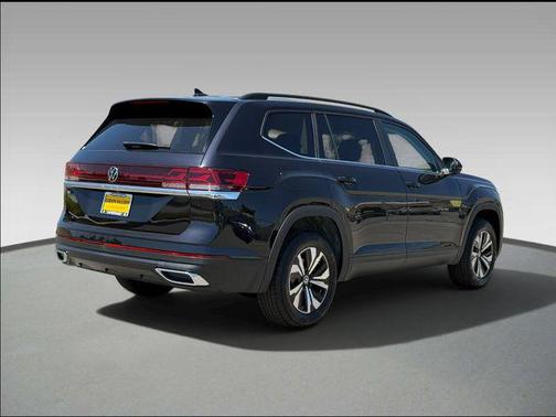 Deep Black 2026 Volkswagen Atlas 2.0T SE
