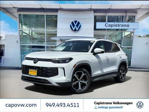 Pure White 2026 Volkswagen Tiguan 2.0T SE