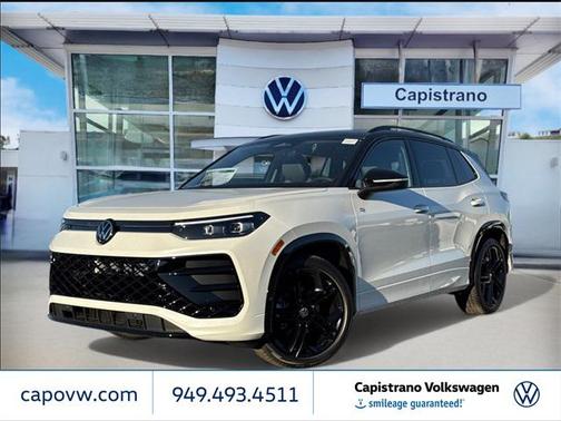 2026 Volkswagen Tiguan 2.0T SE R-Line Black