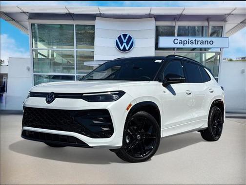 2025 Volkswagen Tiguan 2.0T SE R-Line Black