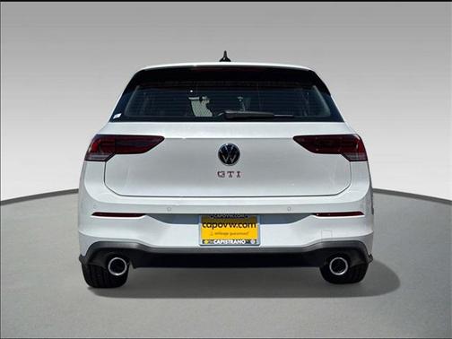 2025 Volkswagen Golf GTI 2.0T SE DSG