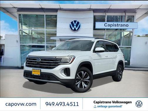opal white pearl 2026 Volkswagen Atlas 2.0T SE