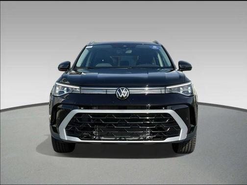 Deep Black 2026 Volkswagen Taos SEL