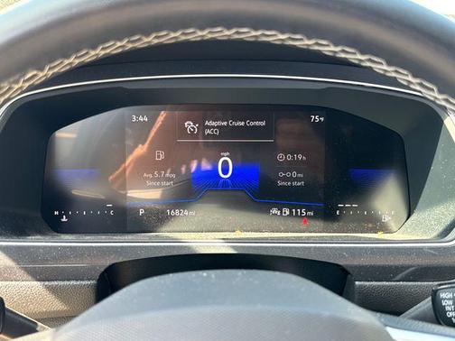 Deep Black Pearl 2024 Volkswagen Tiguan 2.0T S