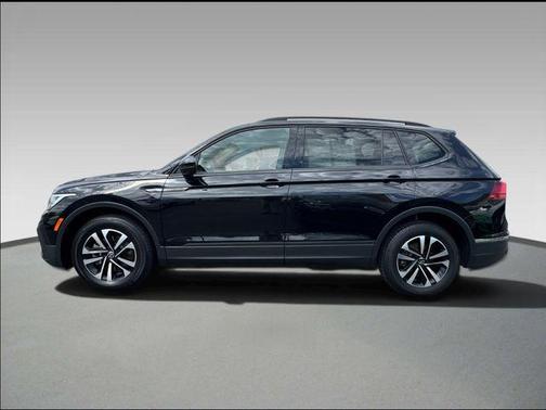 Deep Black Pearl 2024 Volkswagen Tiguan 2.0T S