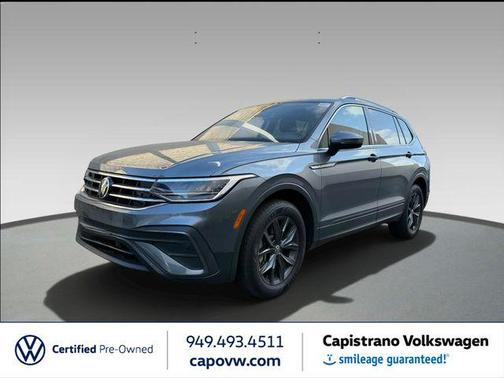 Platinum Gray Metallic 2023 Volkswagen Tiguan 2.0T SE