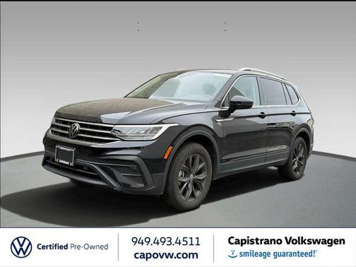 Deep Black 2024 Volkswagen Tiguan 2.0T SE