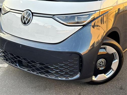 2025 Volkswagen ID. Buzz Pro S Plus