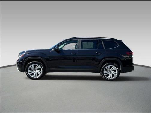 Deep Black 2023 Volkswagen Atlas 3.6L SE w/Technology
