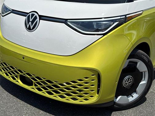 2025 Volkswagen ID. Buzz Pro S Plus with 4MOTION