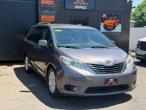 Predawn Gray Mica 2011 Toyota Sienna LE