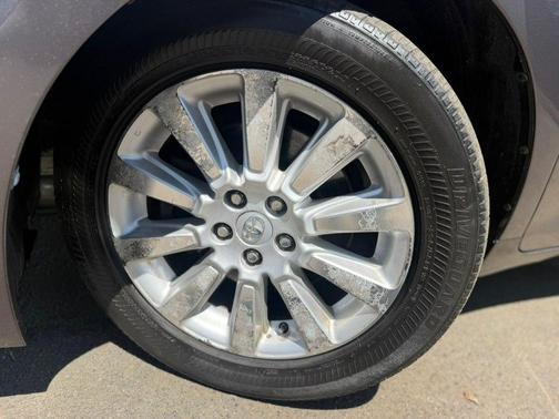 Predawn Gray Mica 2011 Toyota Sienna LE