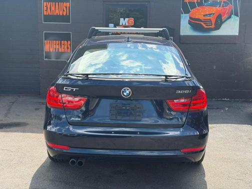 Blue 2015 BMW 328 Gran Turismo xDrive