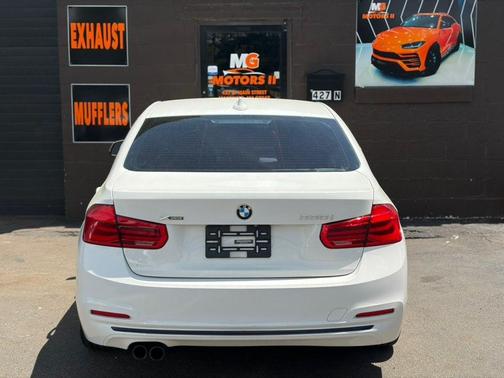 White 2018 BMW 330 xDrive
