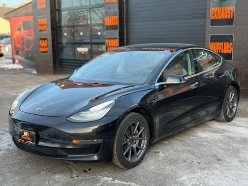 2019 Tesla Model 3 Standard Range Plus