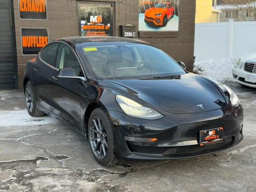 2019 Tesla Model 3 Standard Range Plus