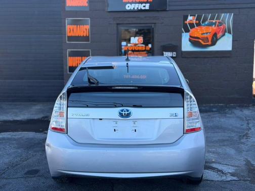 2010 Toyota Prius II