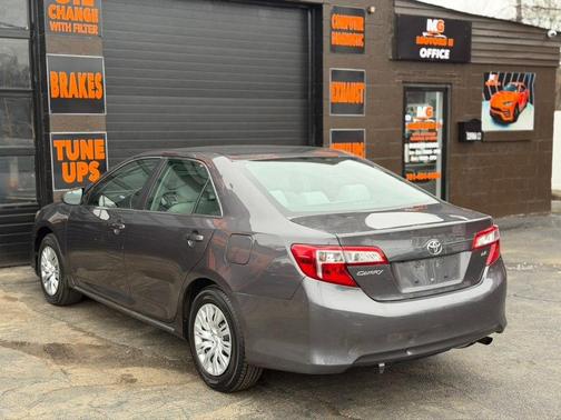 2014 Toyota Camry LE
