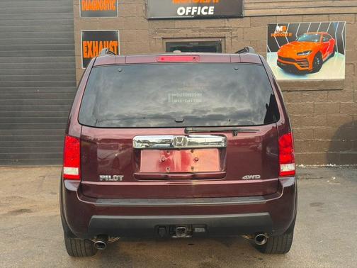 Maroon 2011 Honda Pilot EX-L
