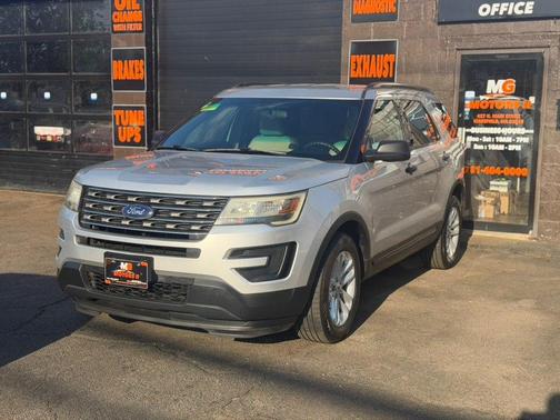 Ingot Silver Metallic 2016 Ford Explorer Base