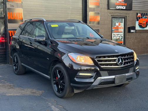 2012 Mercedes-Benz M-Class 4MATIC