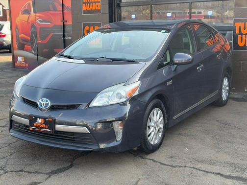 2013 Toyota Prius Plug-in Advanced