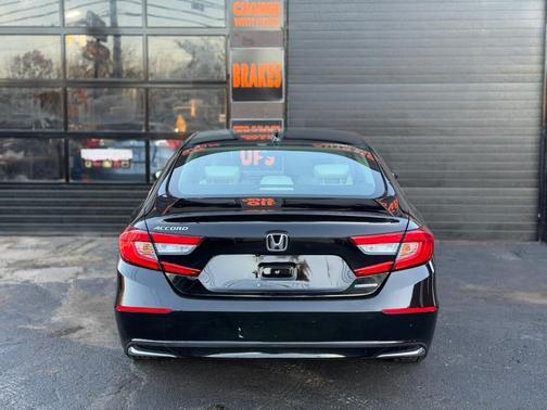 2018 Honda Accord Hybrid Base