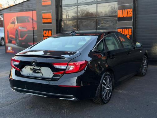 2018 Honda Accord Hybrid Base