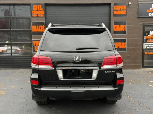 2013 Lexus LX 570 Base