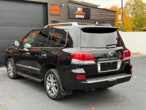 2013 Lexus LX 570 Base