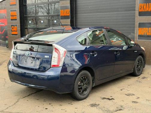 2012 Toyota Prius Two