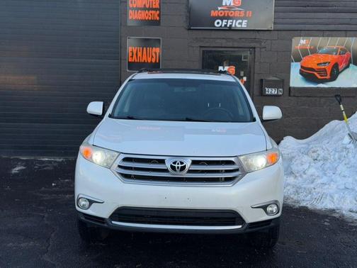 2013 Toyota Highlander SE