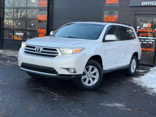 2013 Toyota Highlander SE
