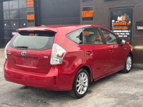2012 Toyota Prius v Two