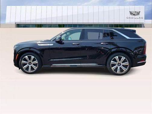 2025 Cadillac Escalade IQ Luxury 2