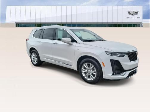 2023 Cadillac XT6 Luxury FWD