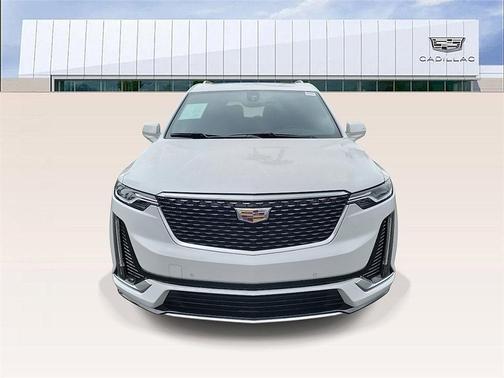 2023 Cadillac XT6 Luxury FWD
