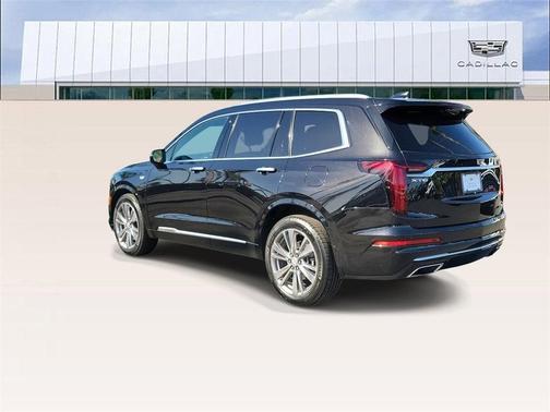 2023 Cadillac XT6 Premium Luxury FWD
